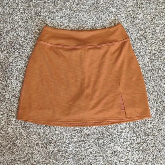 Beyond Yoga Skirt - Picture 2 of 4